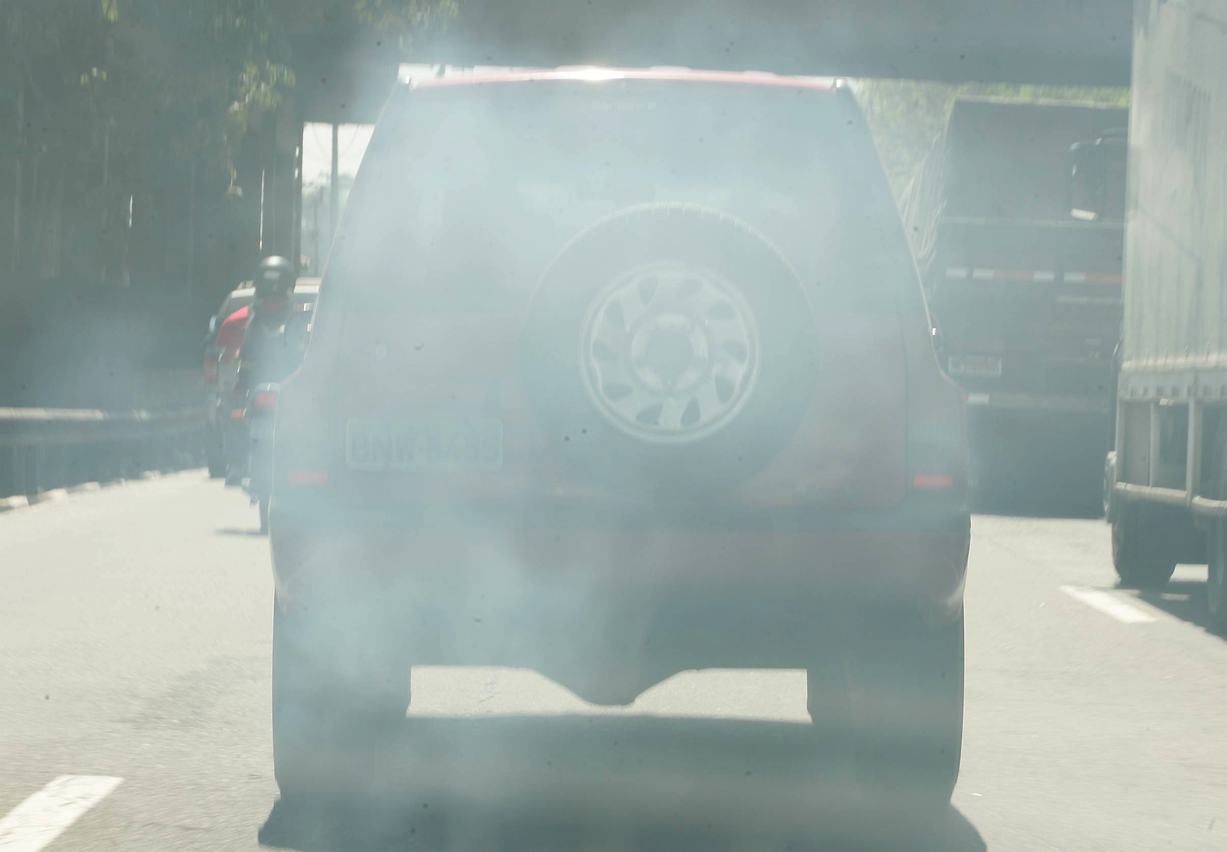 Projeto 3 segundos quer mostrar poluição gerada por carros