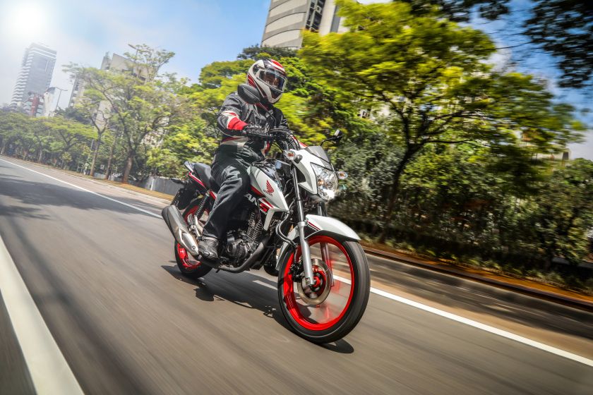 Andamos com a Honda CG 160 Fan, uma moto que trouxe boas lembranças