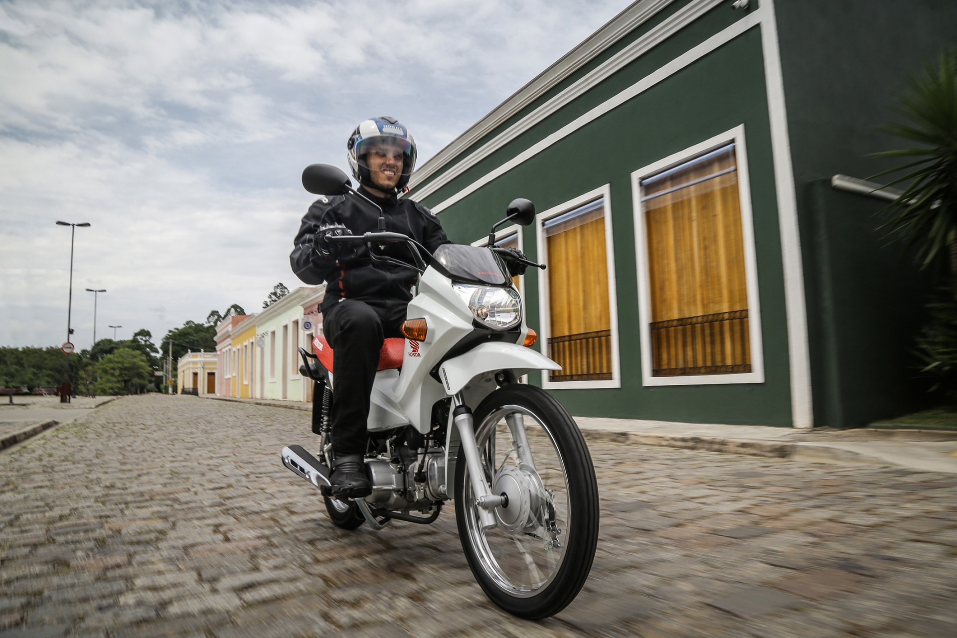 Como chegar até Moto Trilha em São Luis de Ônibus?