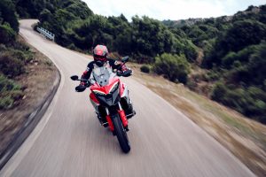 Nova Honda NC 750X DCT é moto com 'alma' de scooter, Mobilidade Estadão