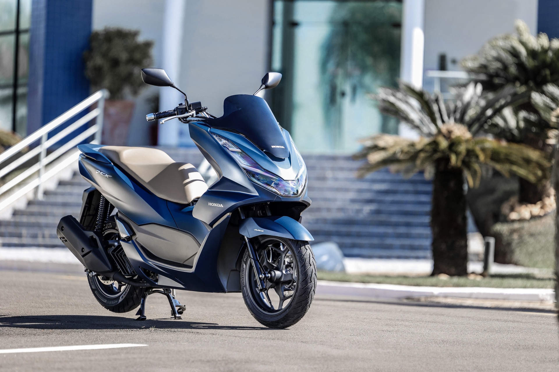 Honda PCX 2023 Chega Ao Brasil | Mobilidade Estadão | MotoMotor, Scooters