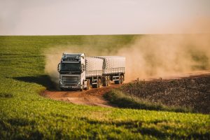 Transição energética: agronegócio brasileiro se prepara para os tratores  elétricos, Mobilidade Estadão