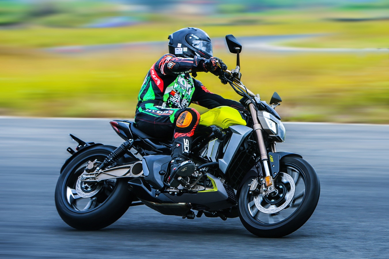 Marca chinesa chega ao Brasil com foco em motos de média cilindrada
