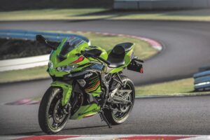 Kawasaki Versys 650 2023 chega ao Brasil, Mobilidade Estadão