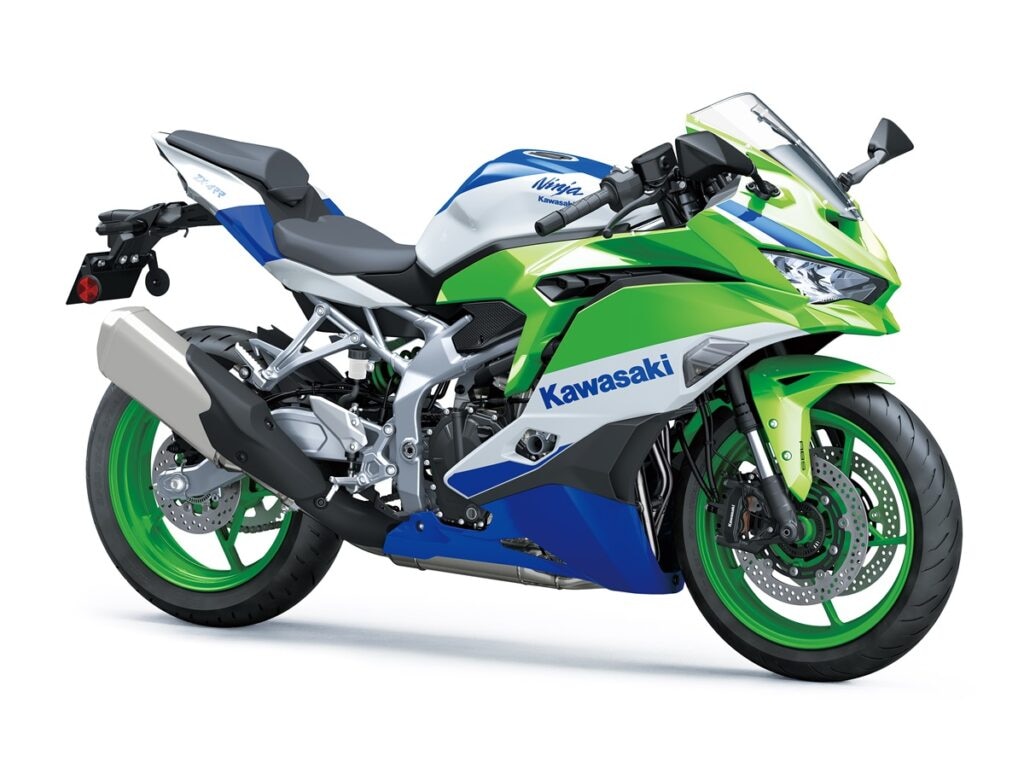 Kawasaki Ninja faz 40 anos como referência de moto esportiva