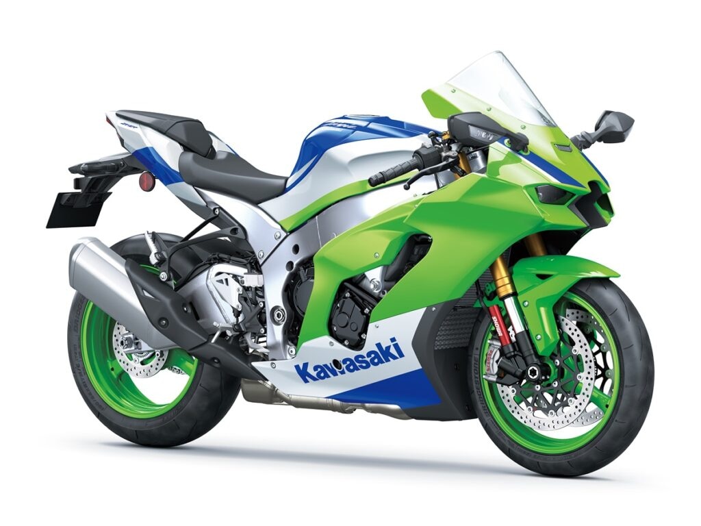 Kawasaki Ninja faz 40 anos como referência de moto esportiva