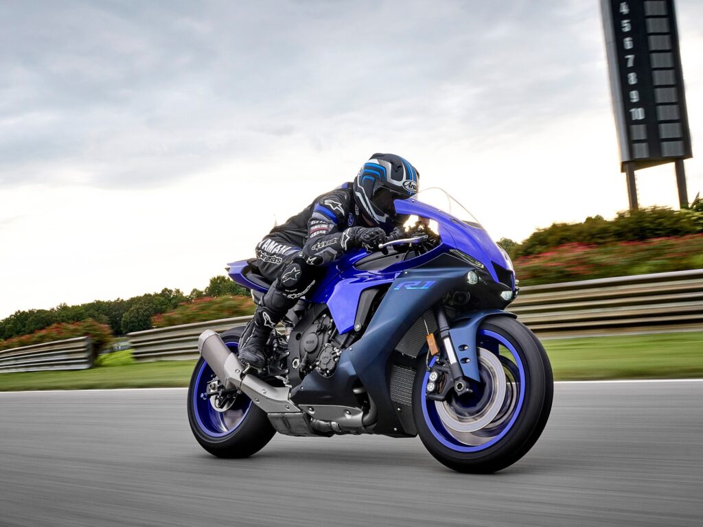 Yamaha R1