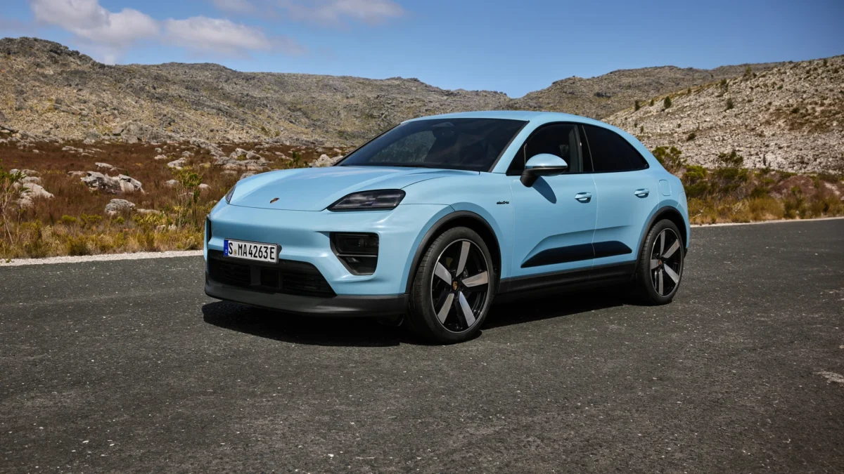 Porsche Macan EV