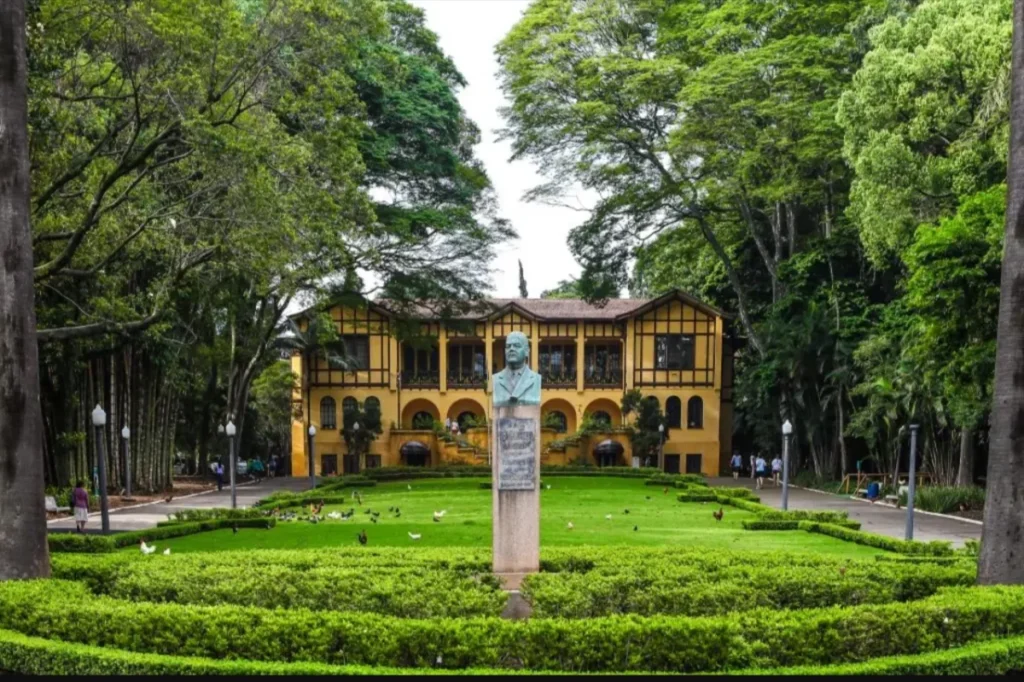 Vista frontal do Parque da Água Branca