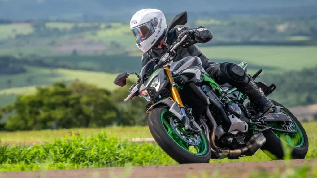 Kawasaki Z900 R edition 2025