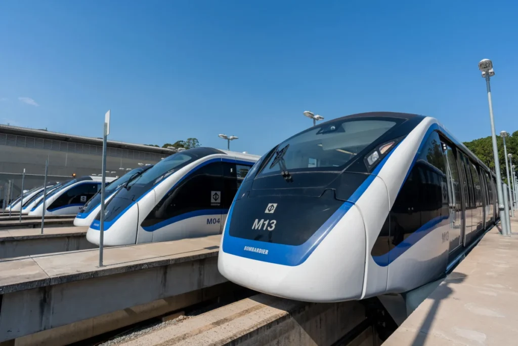 Trens da nova Frota S da Linha 15-Prata